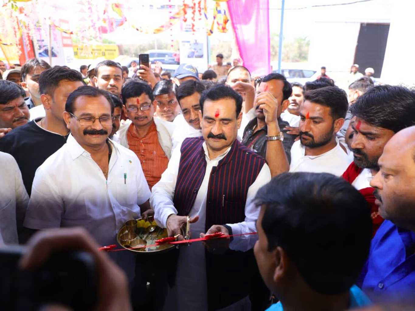 Datia (2)